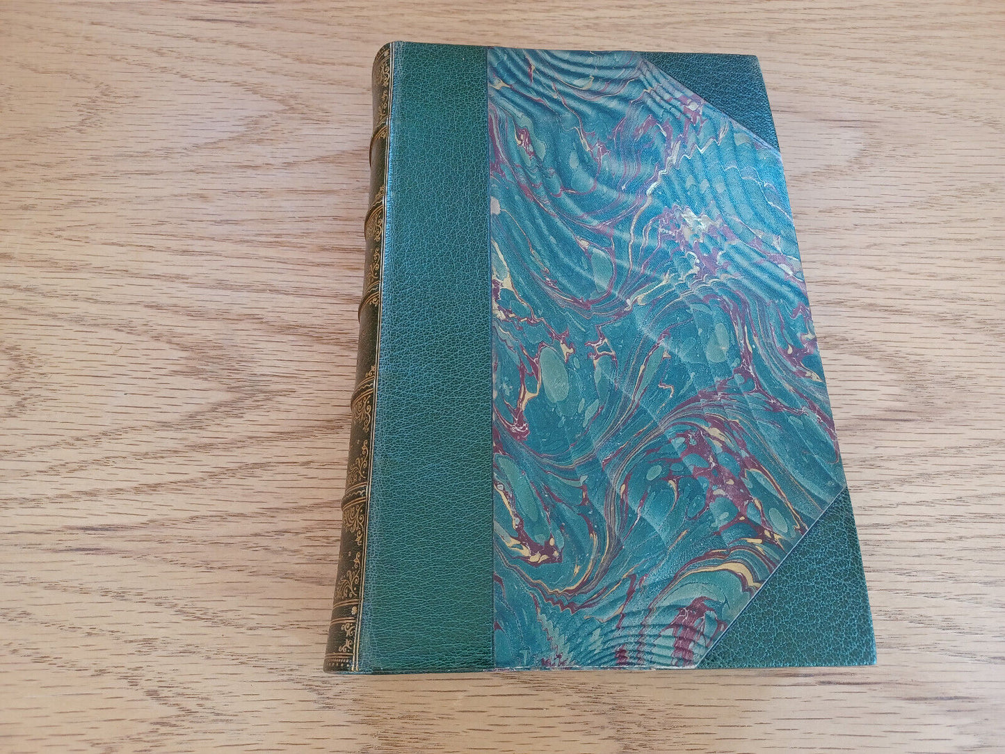 Dickens' Works Chapman And Hall With Illustrations Christmas Stories