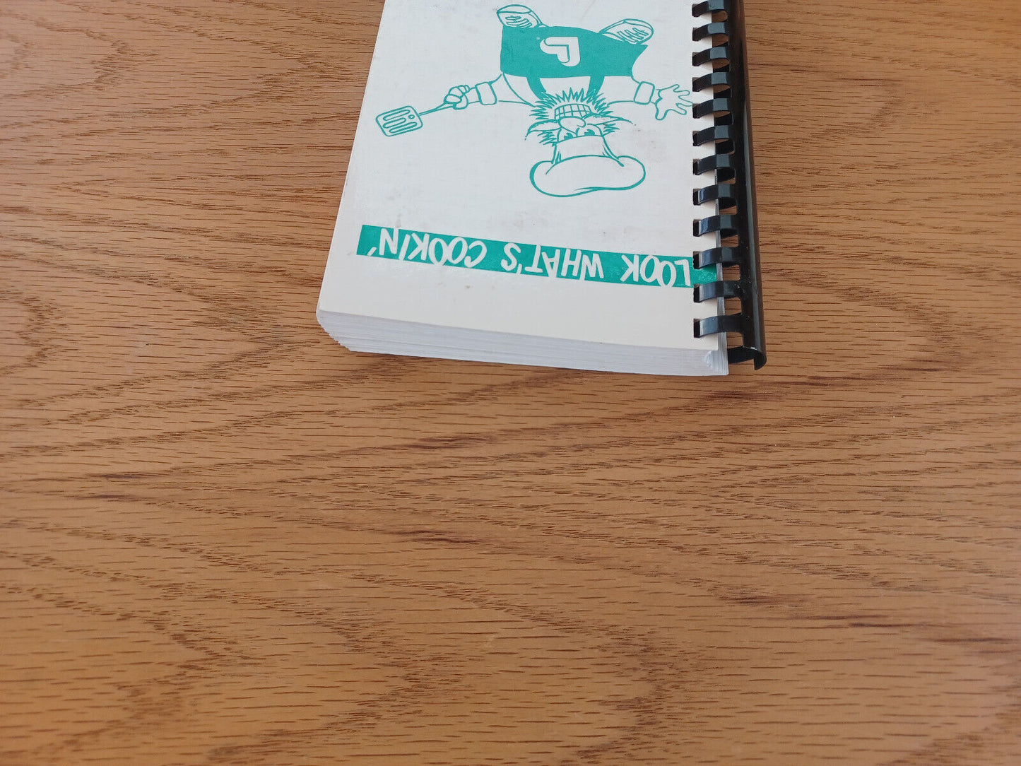 Look What'S Cookin' Lutheran Brotherhood Employees' United Way Cookbook 1991