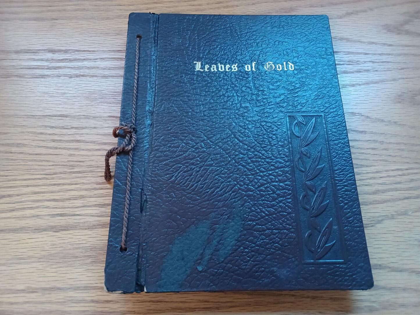 Leaves Of Gold And Anthology Of Prayers Memorable Phrases Clyde Lytle 1963