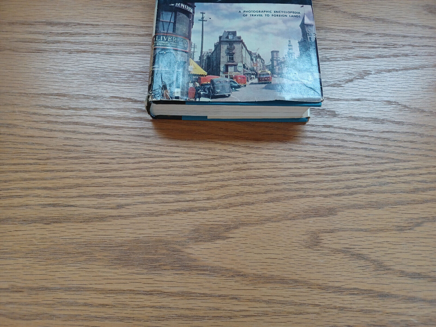 Around The World In 1000 Pictures A Milton Runyon Dust Jacket 1954