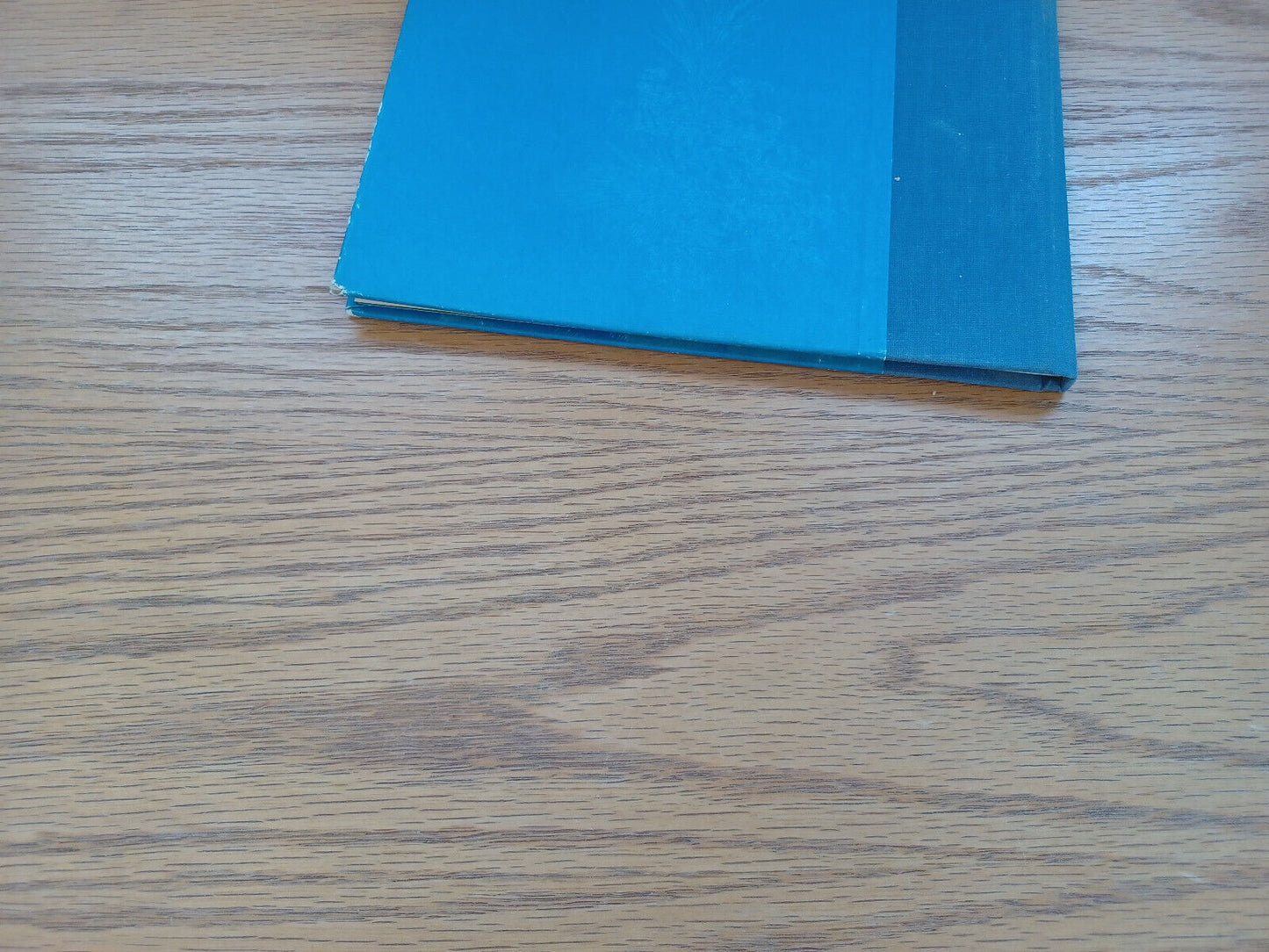 A Wreath Of Christmas Legends By Phyllis Mcginley 1967