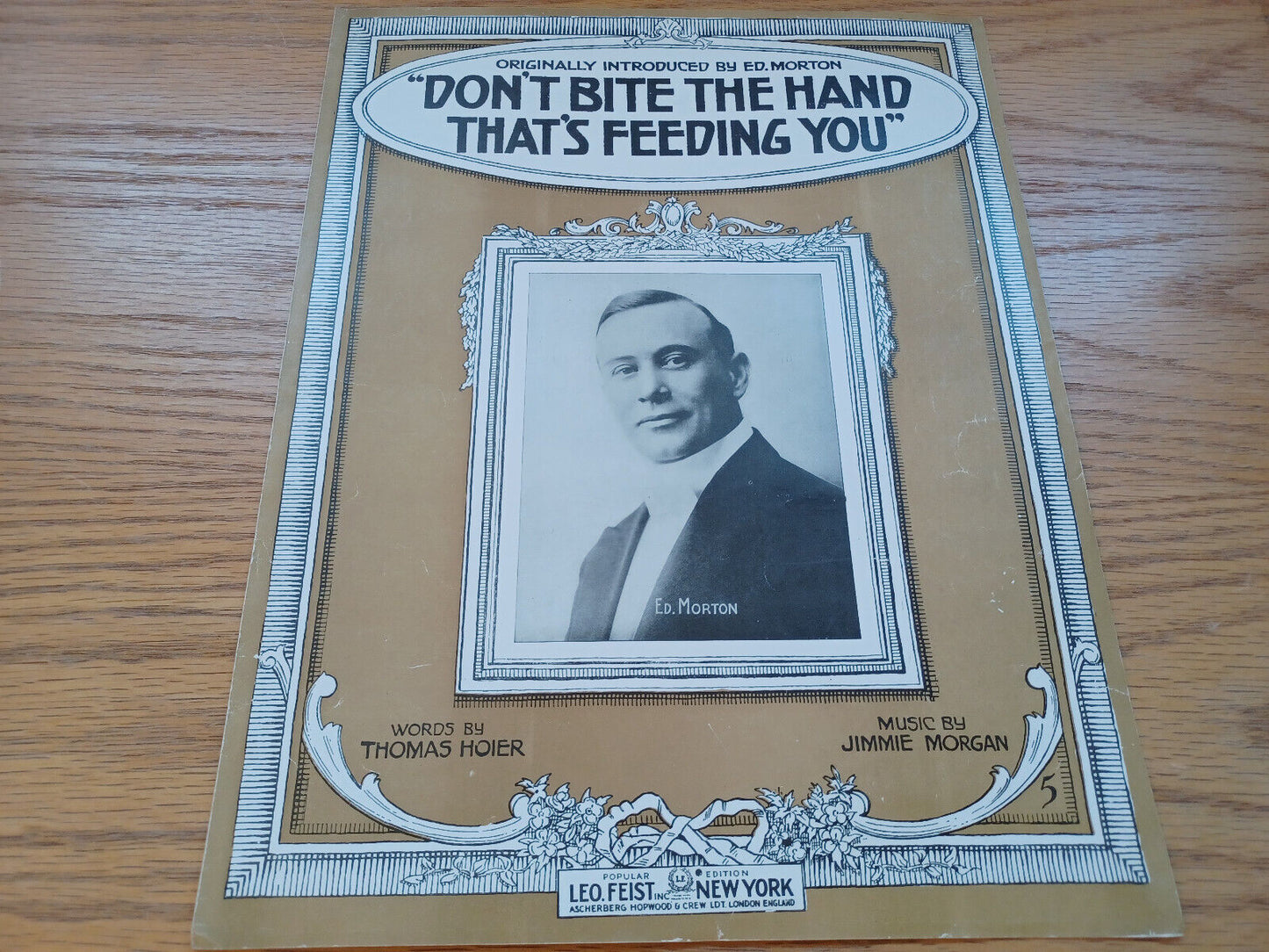 Don'T Bite The Hand That'S Feeding You Thomas Hoier Jimmie Morgan 1915 B