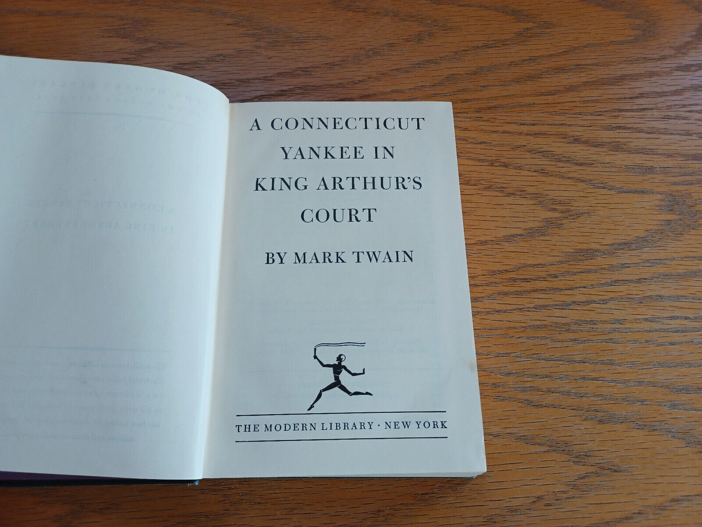 A Connecticut Yankee in King Arthur’s Court Mark Twain 1917 Modern Library Hardc