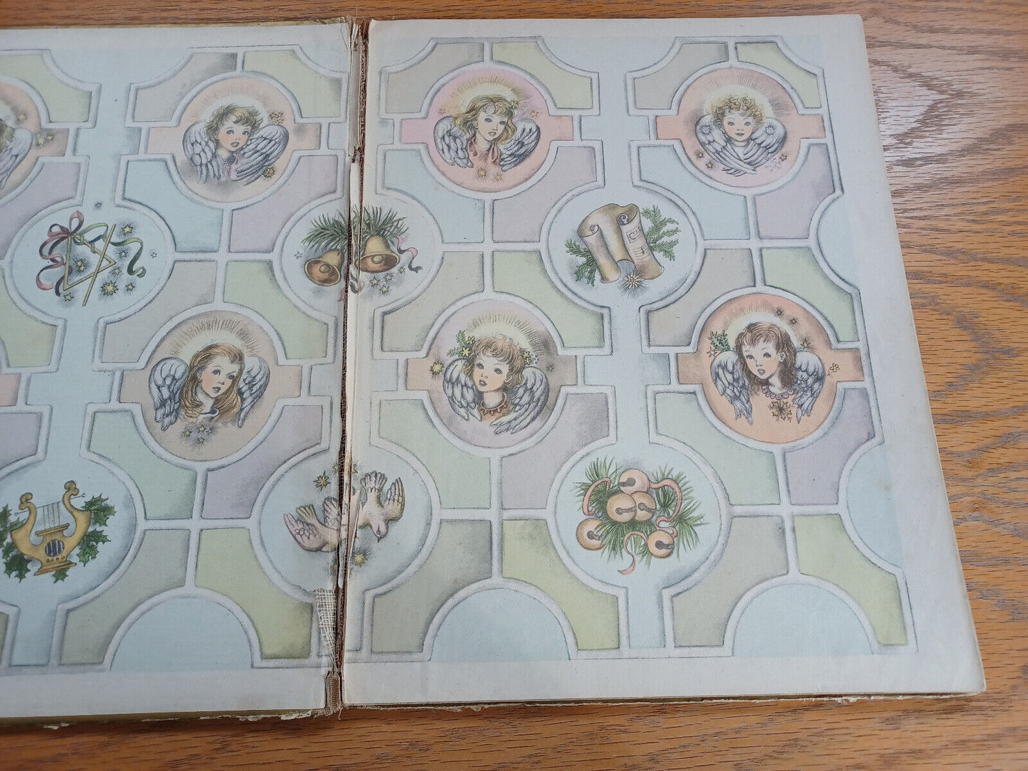 A Child’s Book of Christmas Carols Inez Bertail 1942 Hardcover Random House
