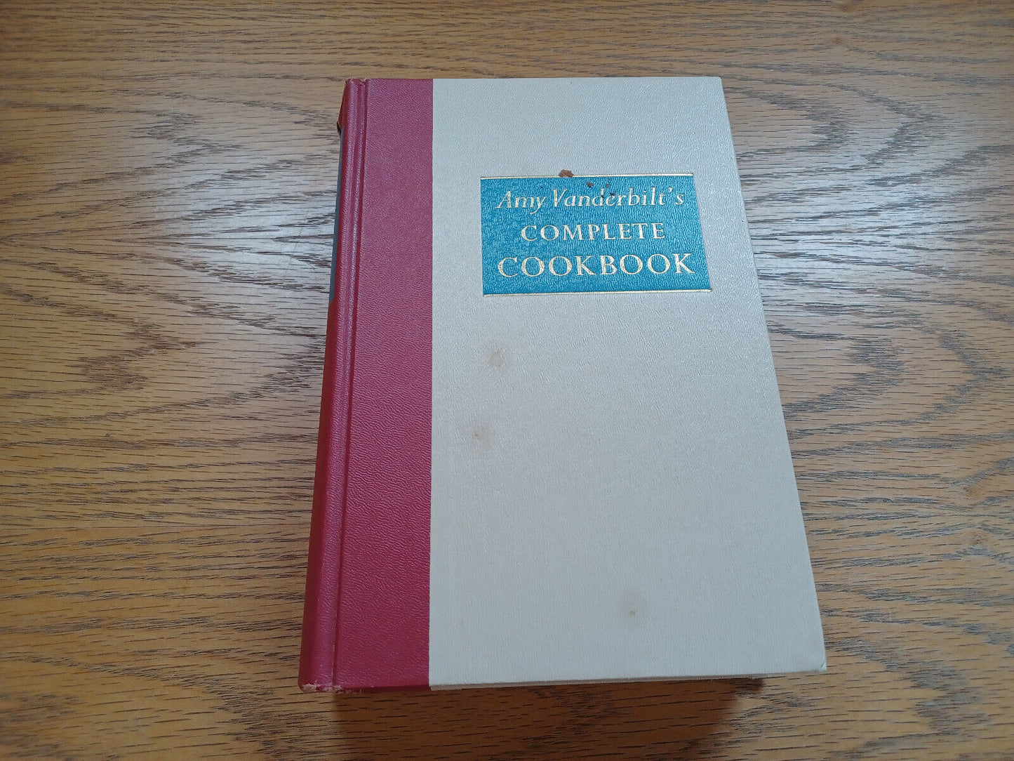 Amy Vanderbilts Complete Cookbook 1961