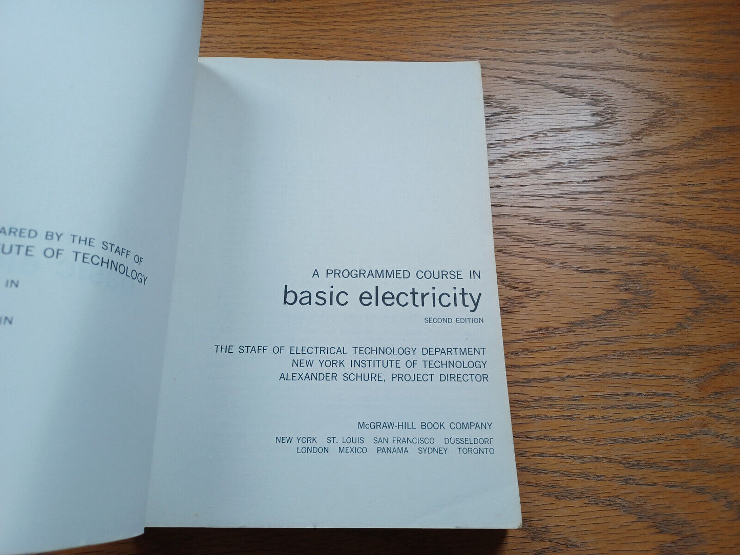 A Programmed Course In Basic Electricity New York Institute Tech Second Ed 1970