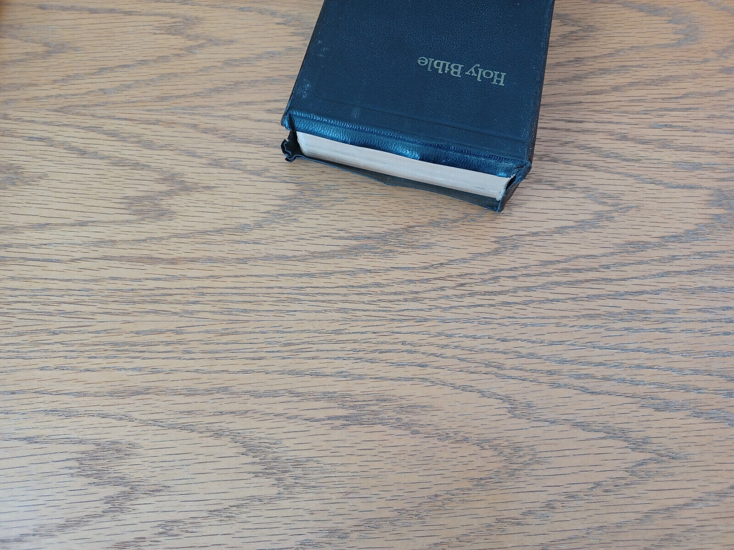 Holy Bible Self Pronouncing Authorized King James Version National Bible Press