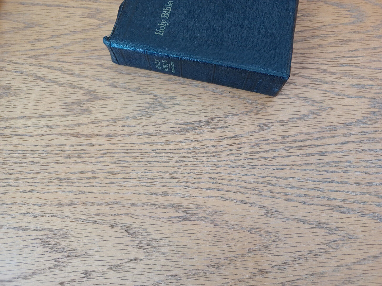 Holy Bible Self Pronouncing Authorized King James Version National Bible Press
