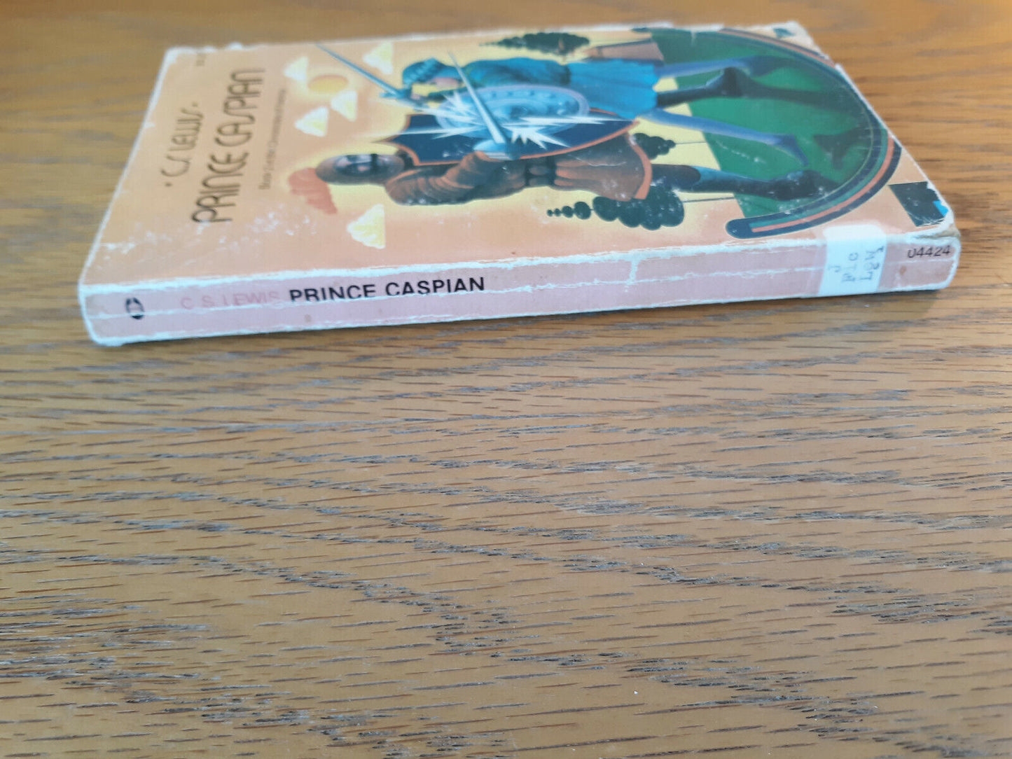 C S Lewis Prince Caspian 1976 Collier Books Paperback