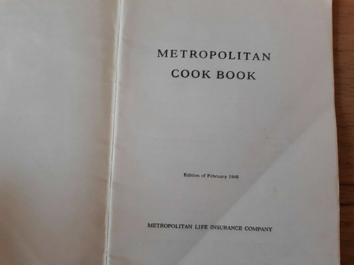 1948 Metropolitan Cookbook Met Life Insurance Co Vintage Paperback