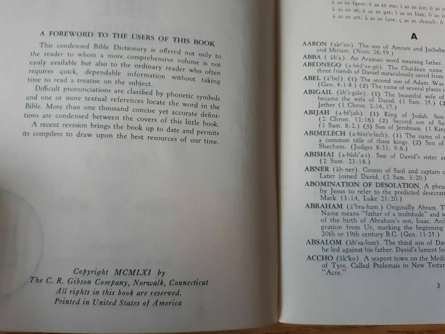 1961 A BIBLE DICTIONARY- MINOR/BRYANT C.R. Gibson Company NORWALK PB