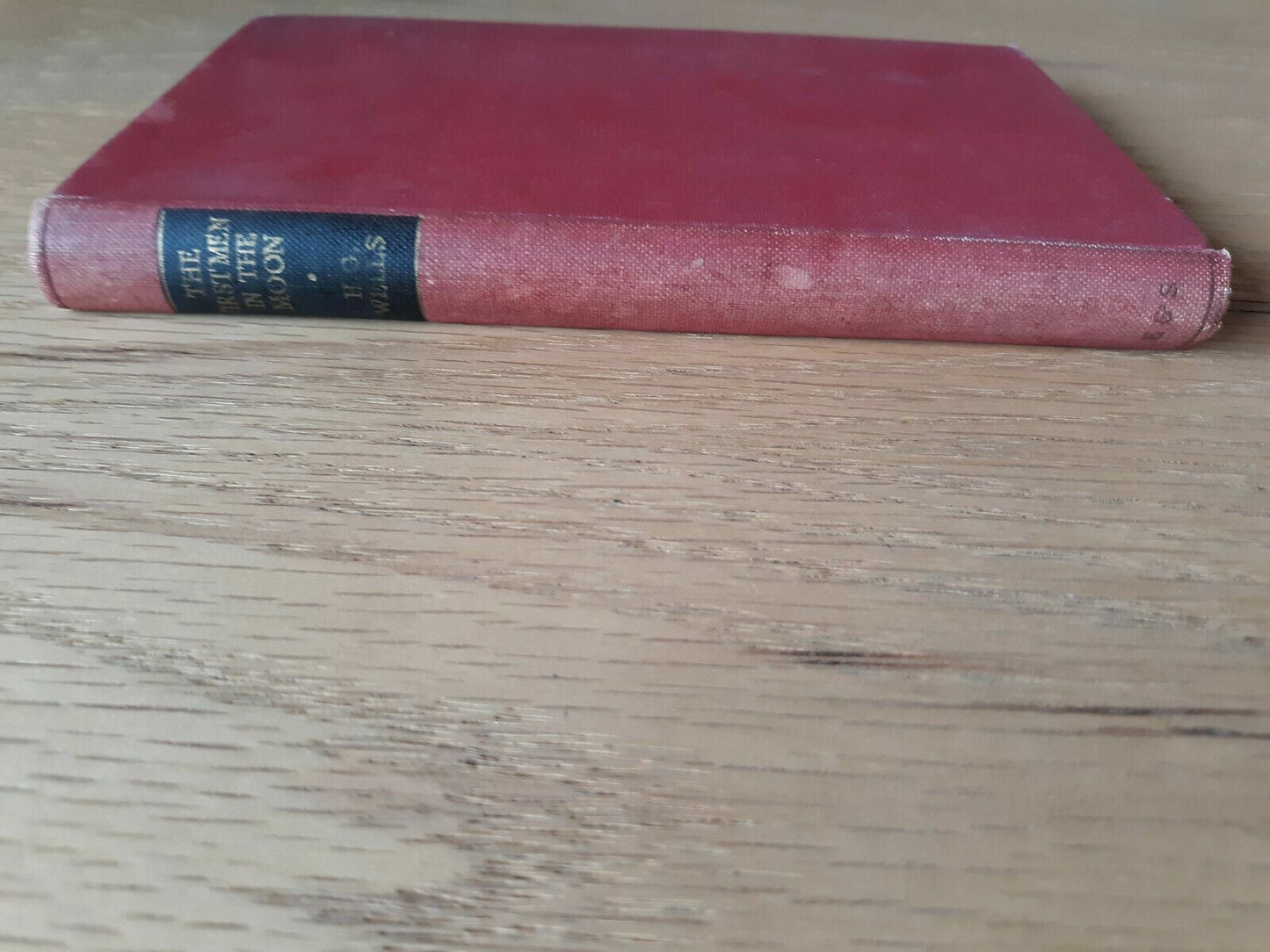 The First Men In The Moon By H. G. Wells 1948 1st Century Library Printing