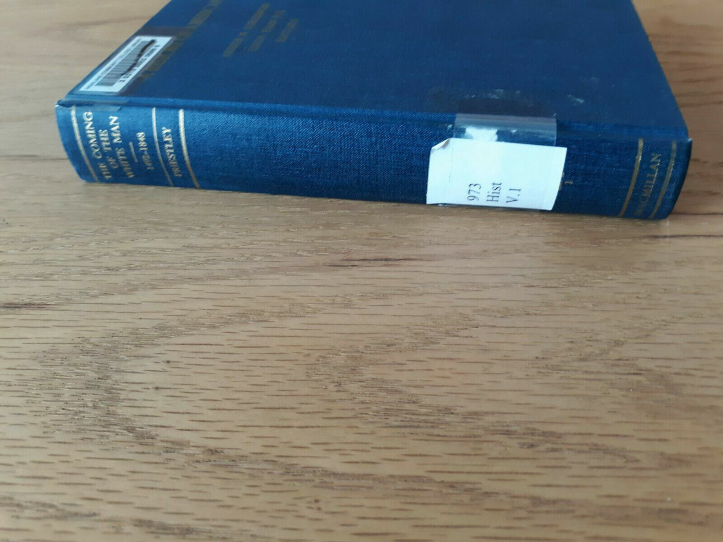 A History of American Life (The Coming of the White Man Volume I) 1969 Hardcover