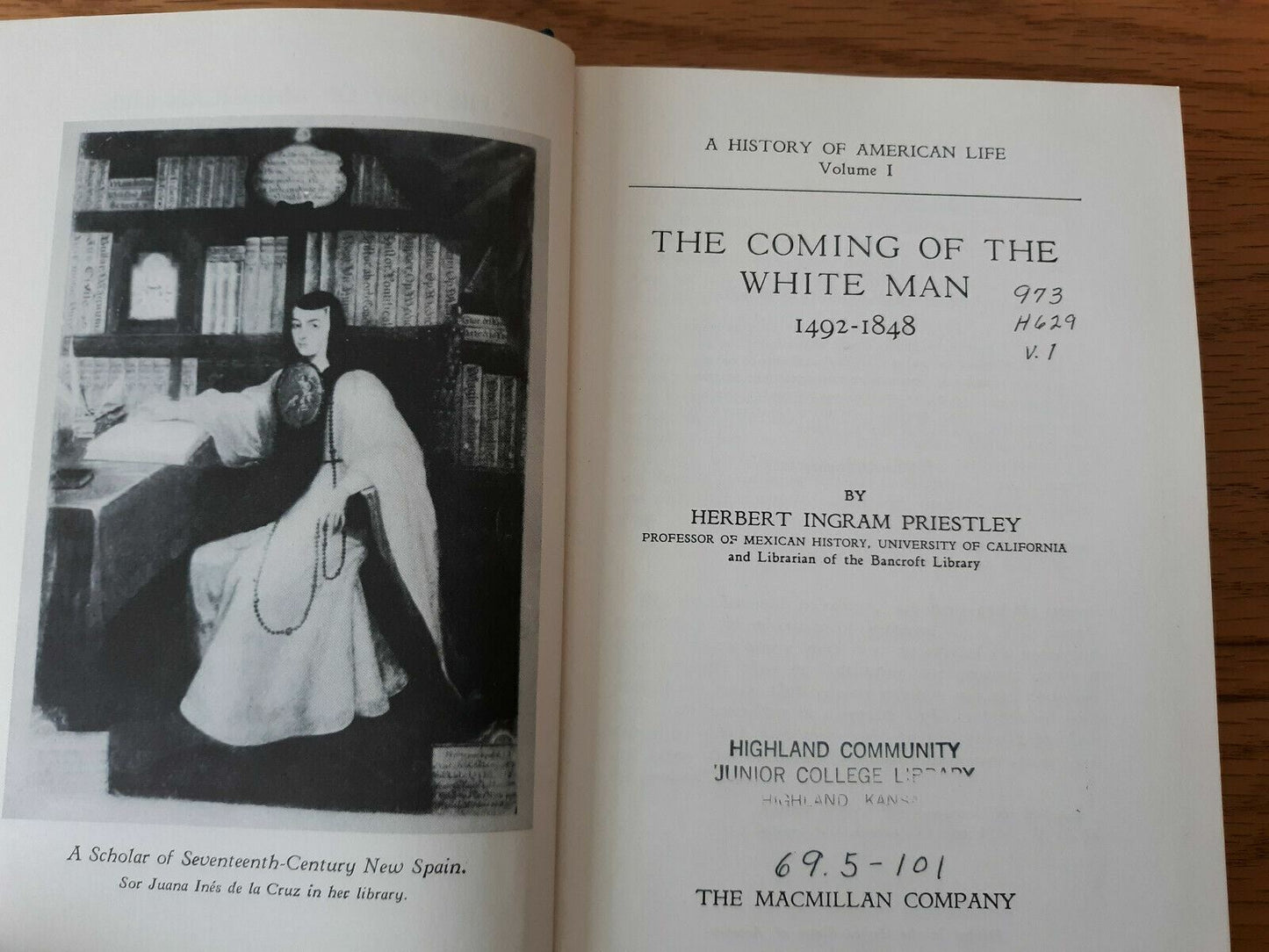 A History of American Life (The Coming of the White Man Volume I) 1969 Hardcover