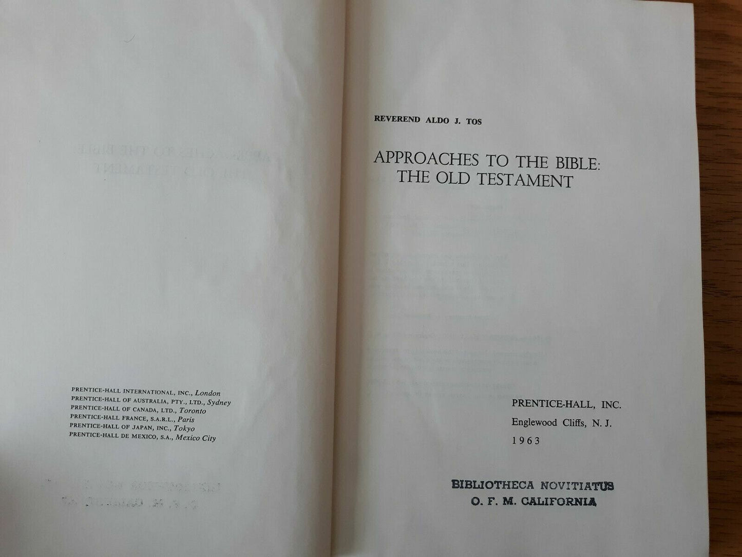 Approaches to the Bible: The Old Testament by Aldo Tos 1963