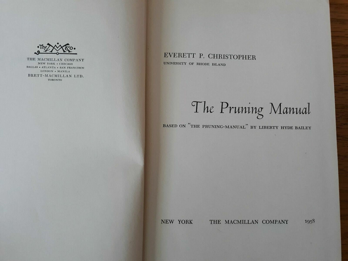 The Pruning Manual by Everett Christopher 1958
