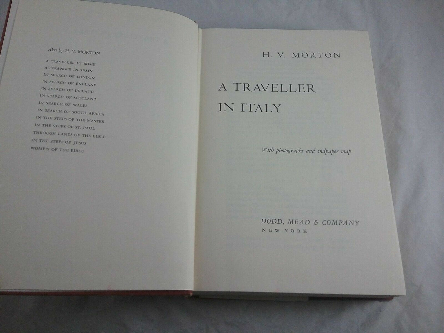 A Traveller in Italy (H.V. Morton - 1964)
