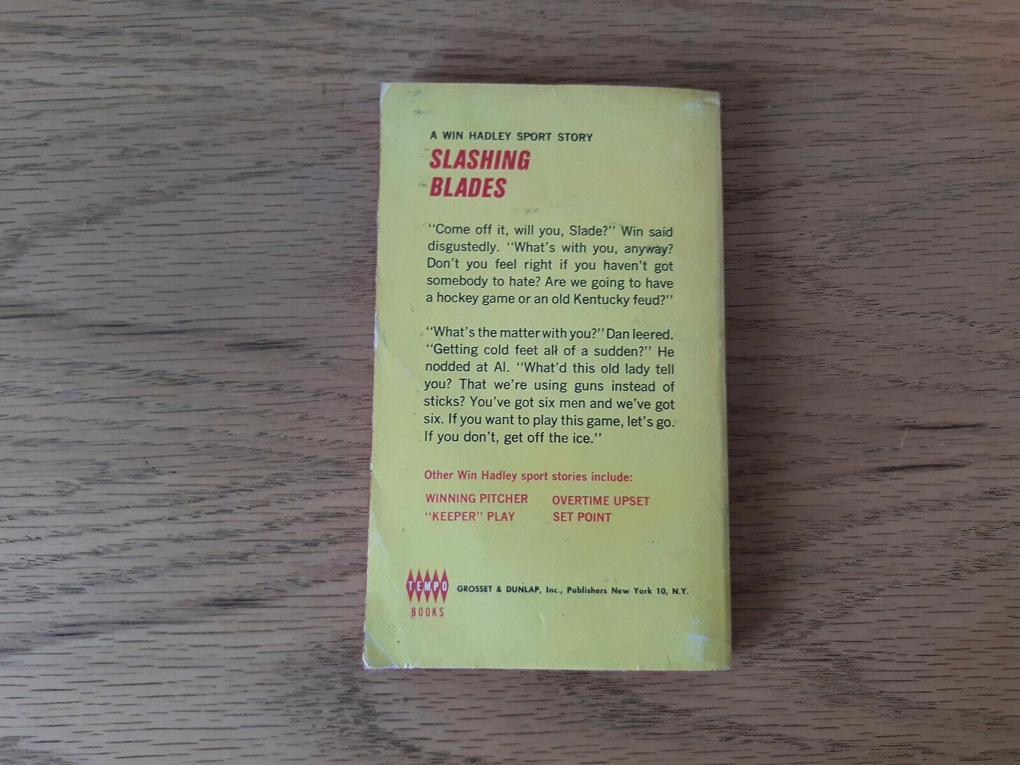 Slashing Blades by Mark Porter, 1st Print Paperback Grosset & Dunlap