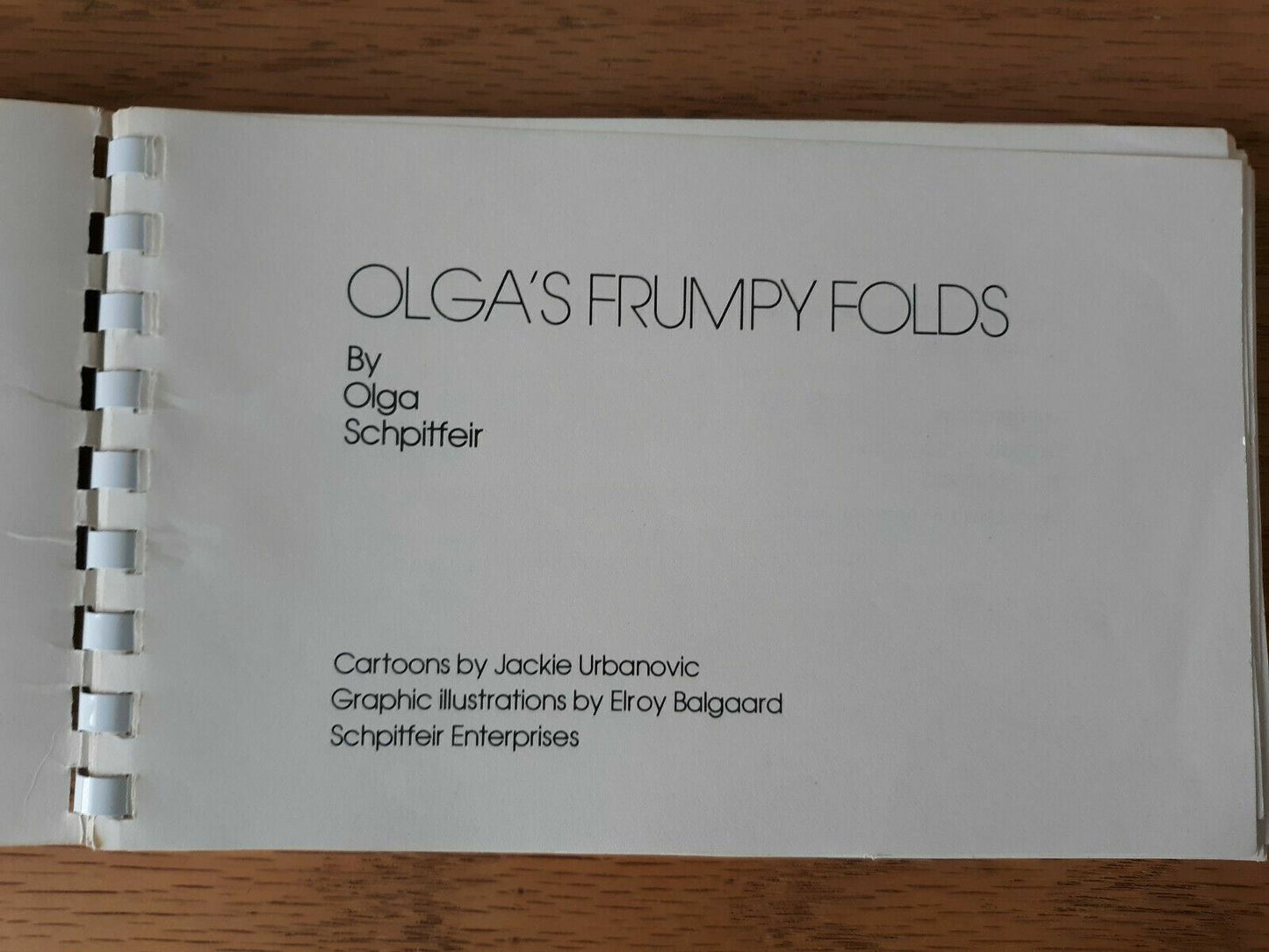 1980 Olga's Frumpy Folds By Olga Schpifer Vintage Book Schpitfeir Enterprises