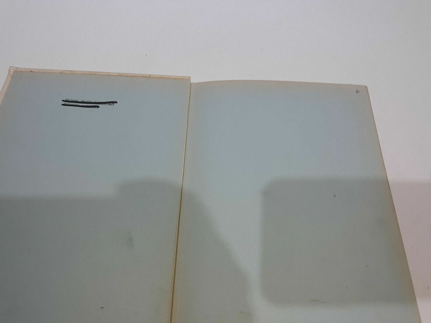 A Golden Book: Questions and Answers Adventure: SCIENCE. SC 1965
