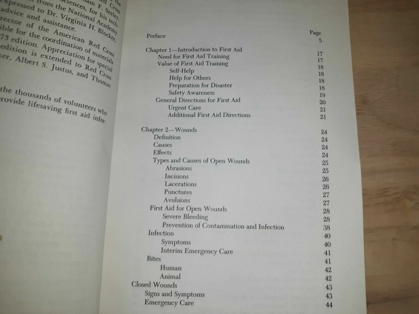 Advanced First Aid & Emergency Care Second Edition (Paperback) 1979 1st Printing