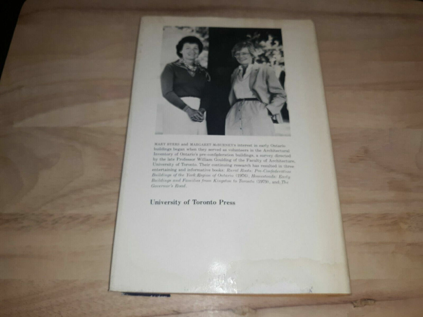 The Governor's Road : Early Buildings and Families from Mississauga to London...