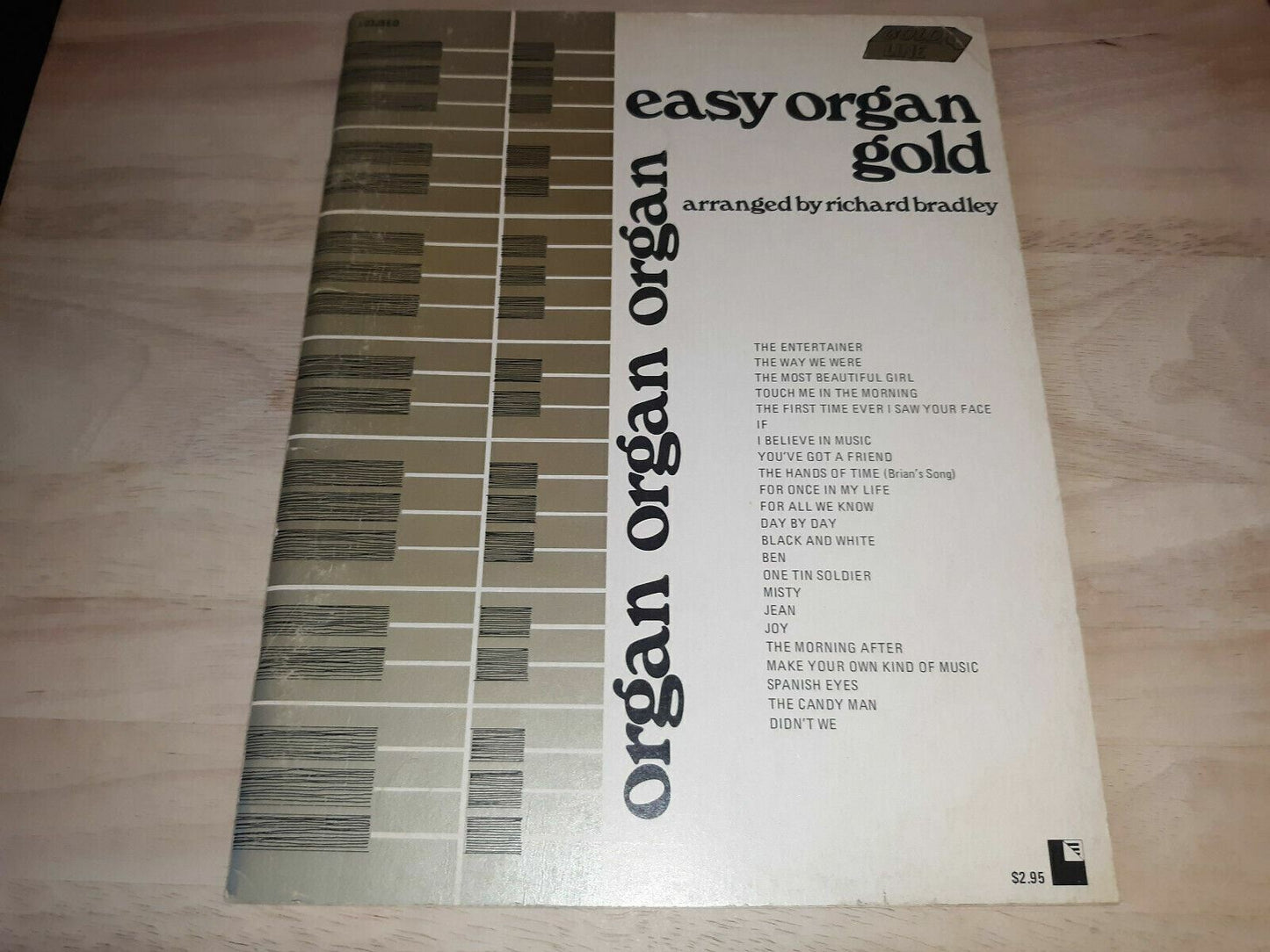 1974 Easy Organ Gold Richard Bradley Gold Line Paperback