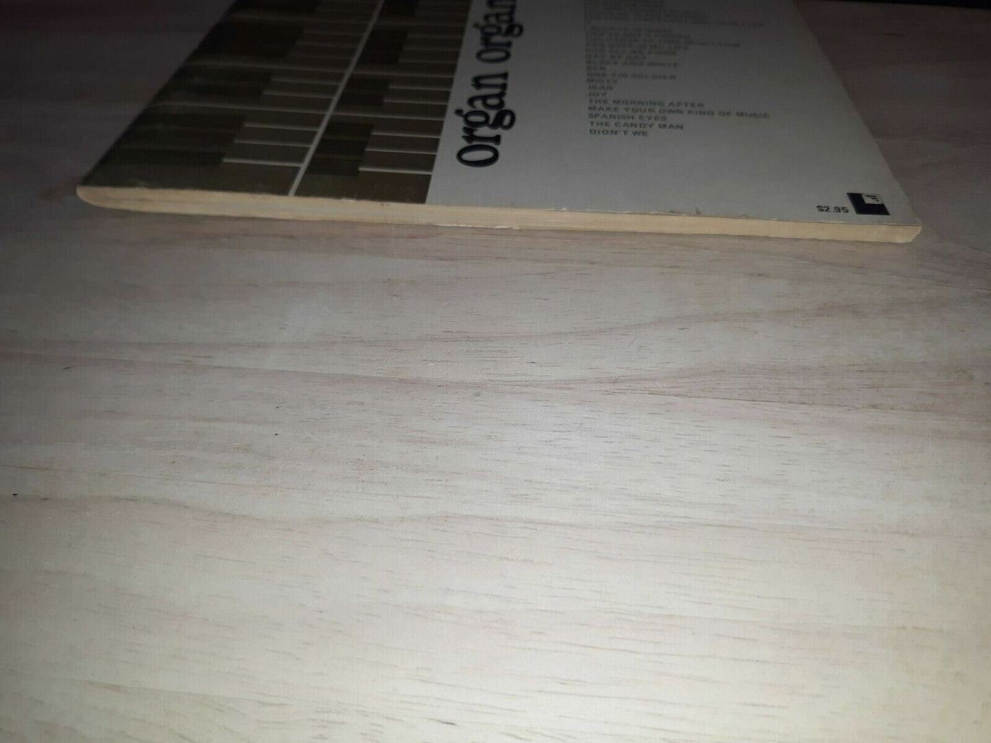 1974 Easy Organ Gold Richard Bradley Gold Line Paperback