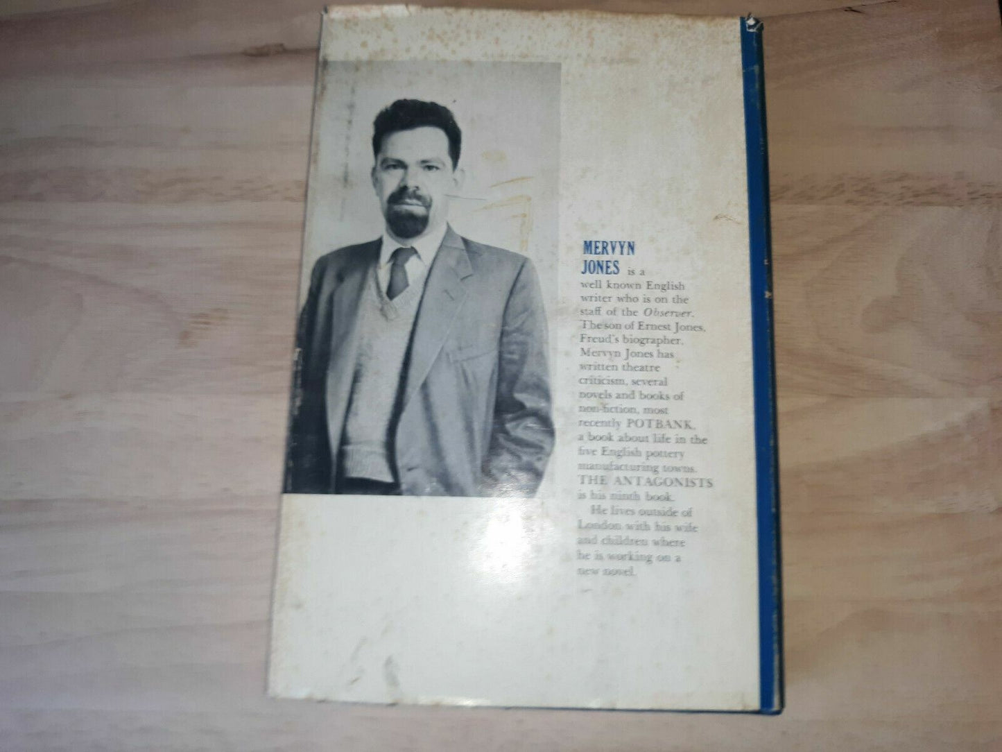 The antagonists (Mervyn Jones, - 1962) Hardcover DJ