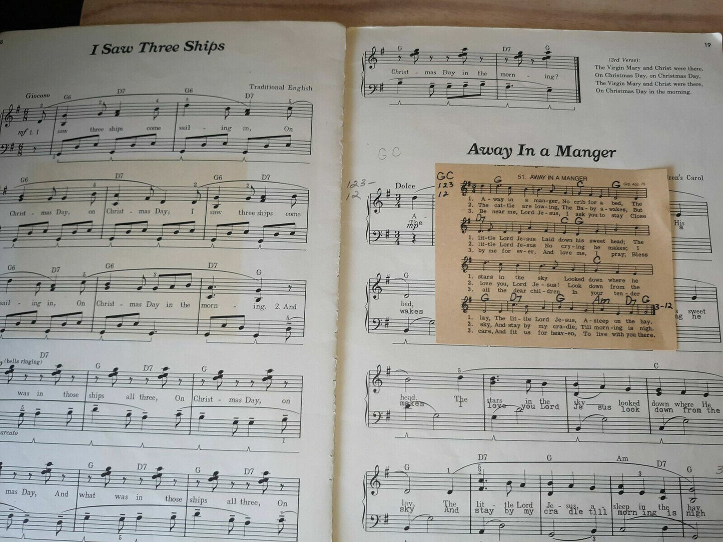 1975 Christmas Jubilee Schaum Solos For Piano Or Organ