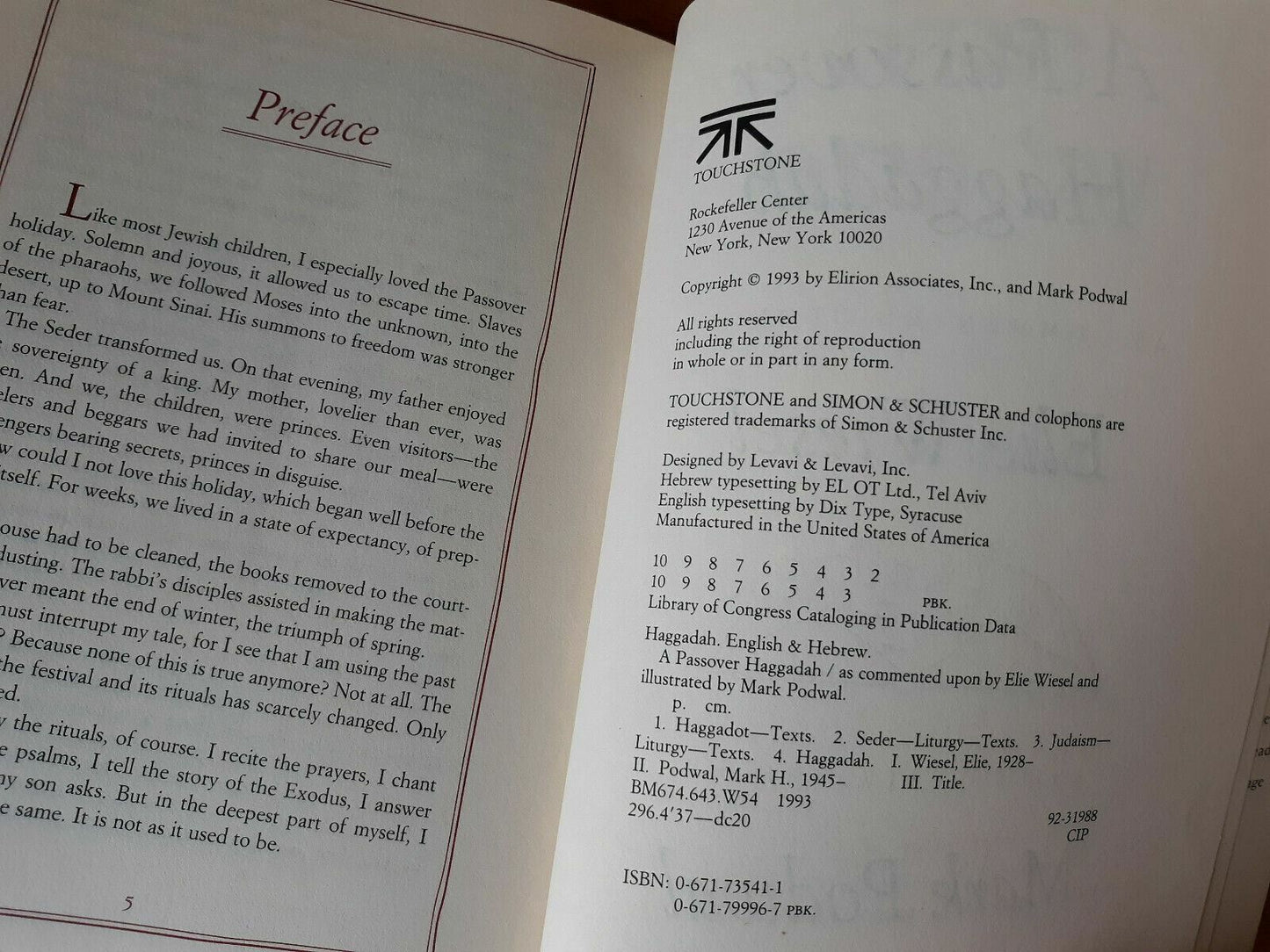 A Passover Haggadah by Elie Wiesel 1993