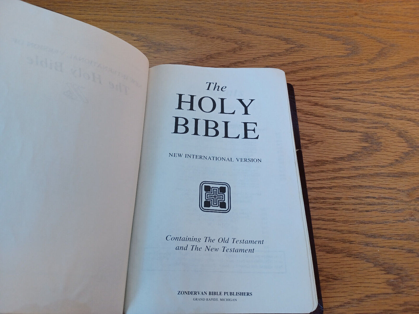 Holy Bible New International Version 1989 Dictionary Concordance Zondervan