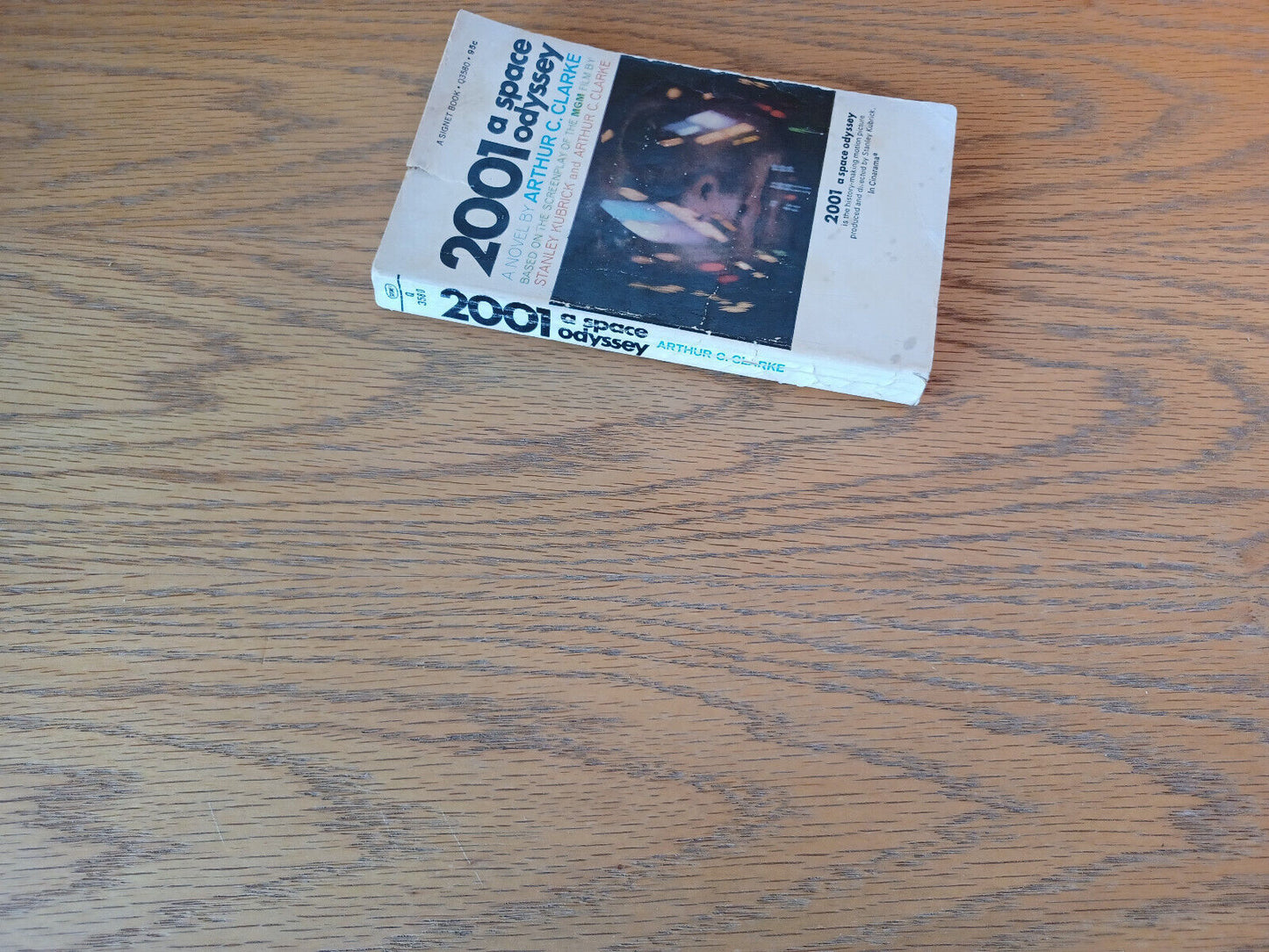 2001 A Space Odyssey by Arthur Clarke 1968