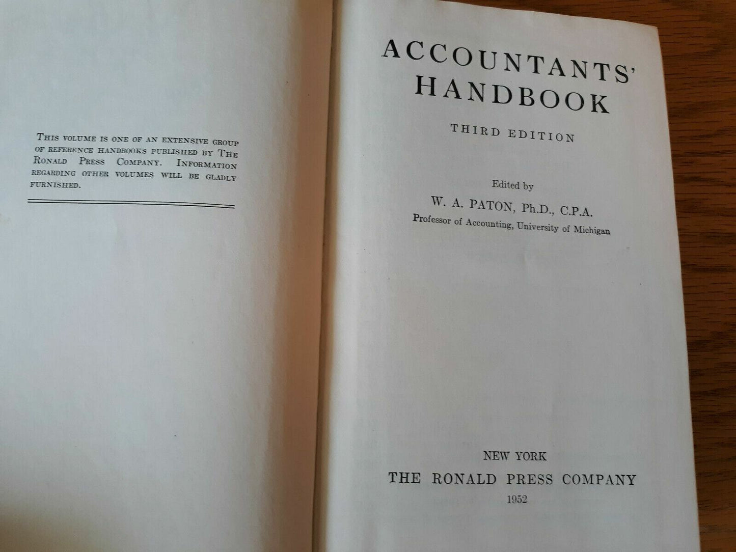 Accountants Handbook Third Edition W A Paton Editor Ronald Press Company 1952