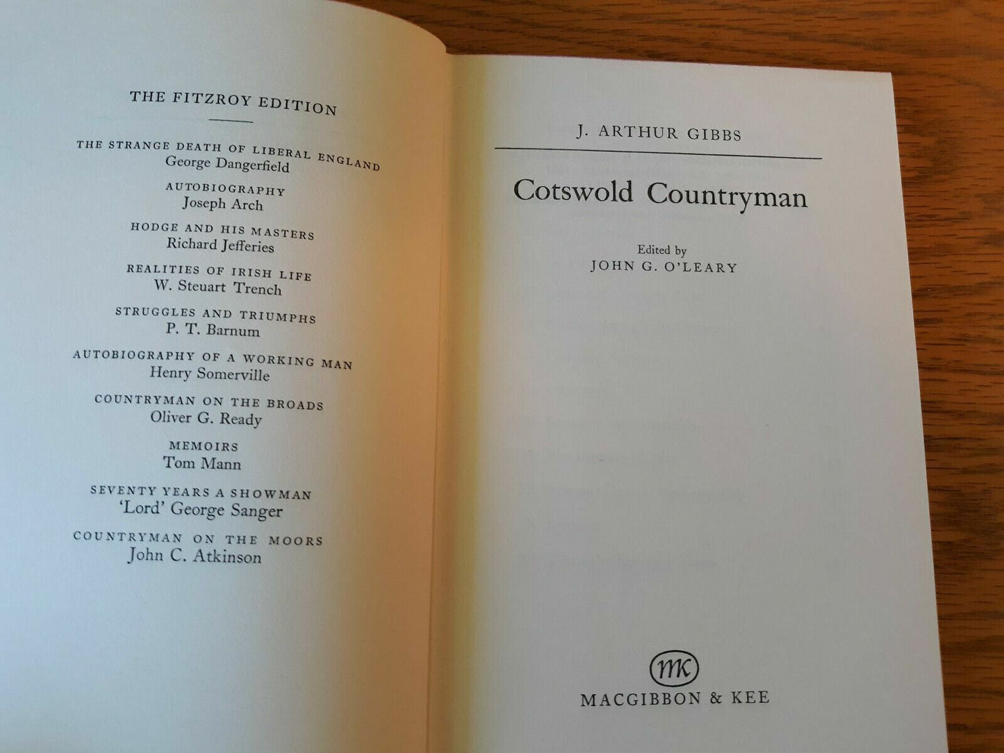 Cotswold Countryman J Arthur Gibbs 1967 Fitzroy Edition Hardcover Dust Jacket