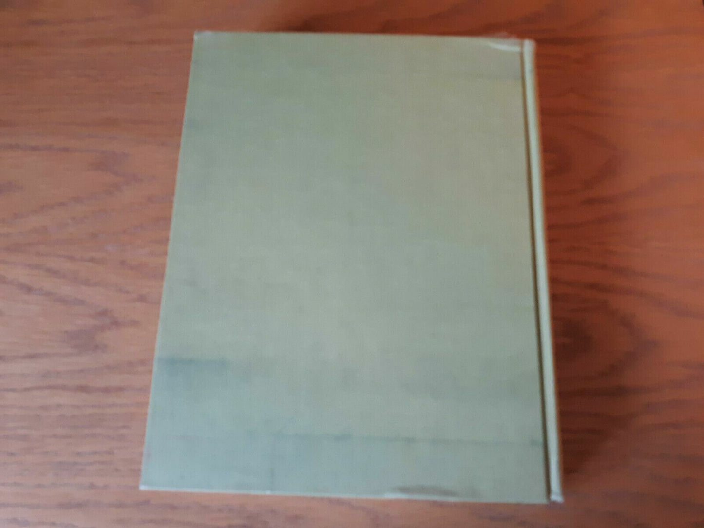 Vintage Singer Sewing Book 1972 Hardcover Jessie Hutton Gladys Cunningham
