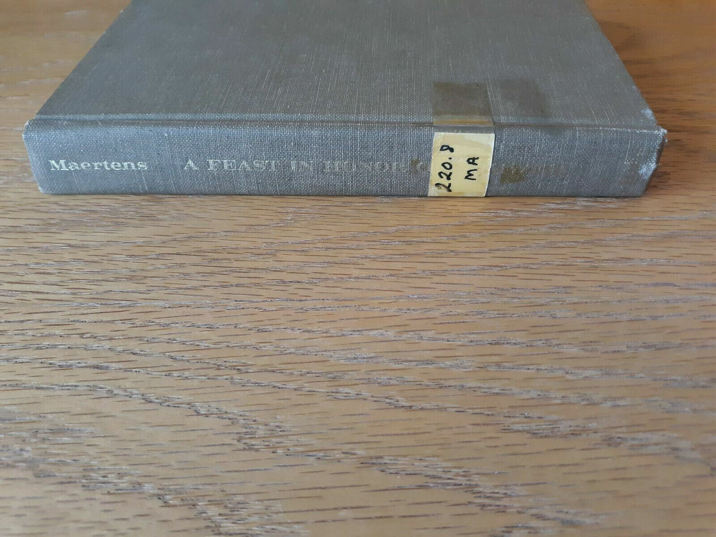 A feast in honor of Yahweh Hardcover 1965 by Thierry Maertens Fides