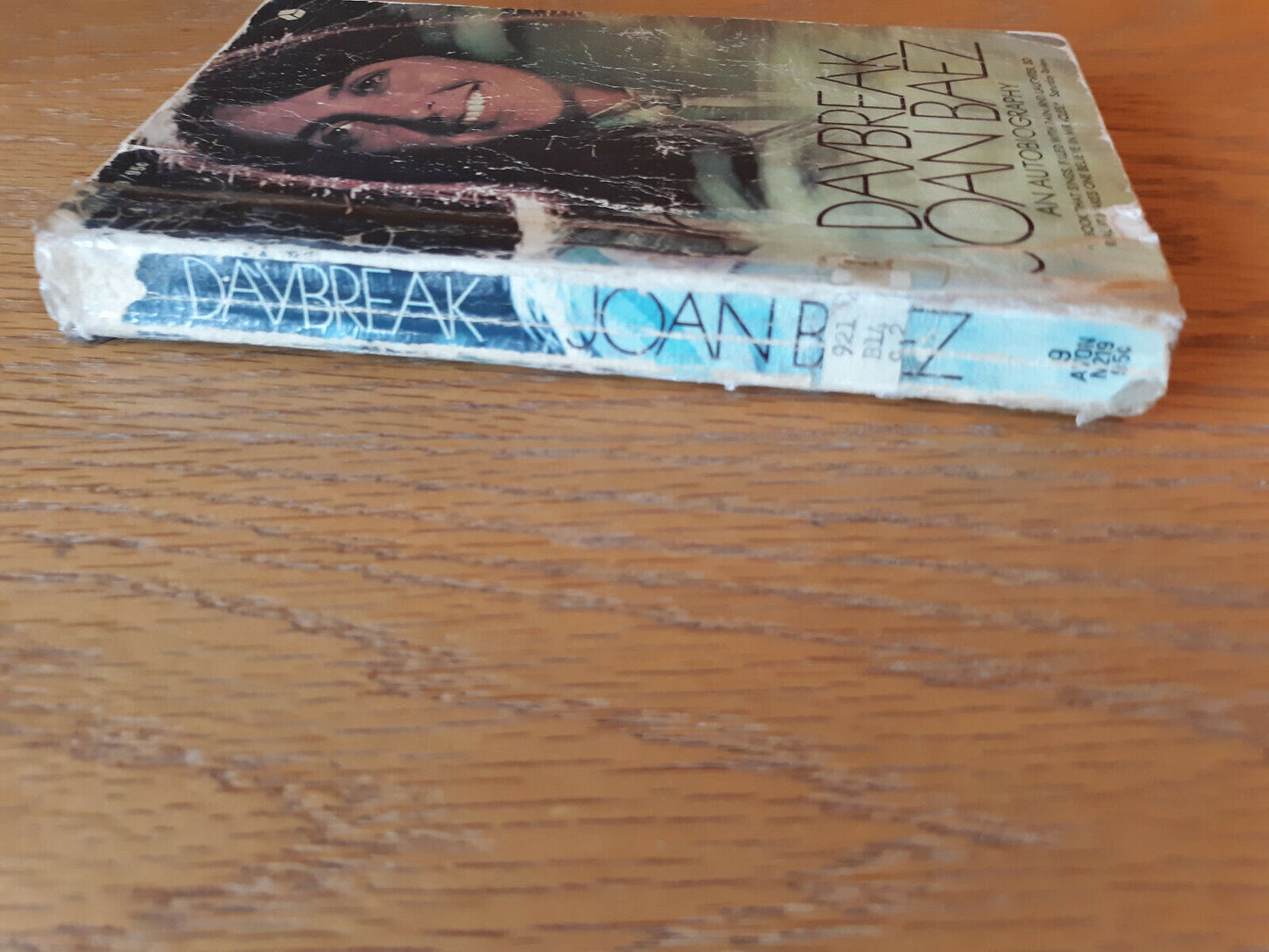 Daybreak Joan Baez 1969 Avon Book Paperback