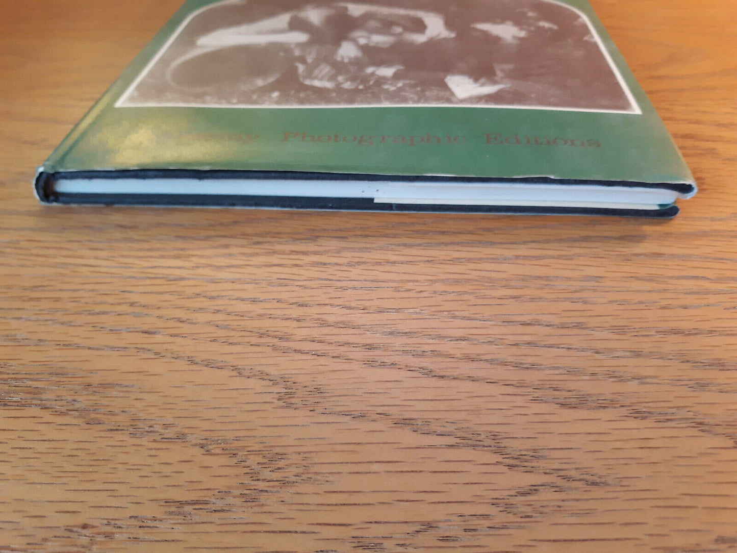 Hill & Adamson Photographs 1973 Hardcover Dust Jacket Academy Editions St Martin