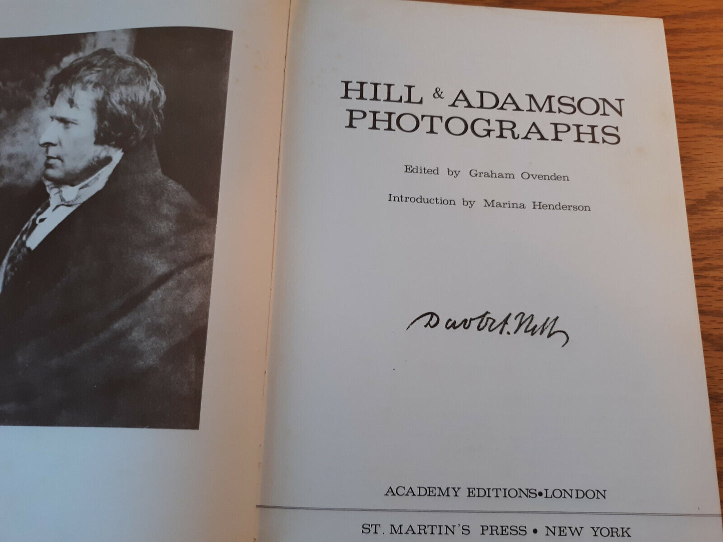 Hill & Adamson Photographs 1973 Hardcover Dust Jacket Academy Editions St Martin