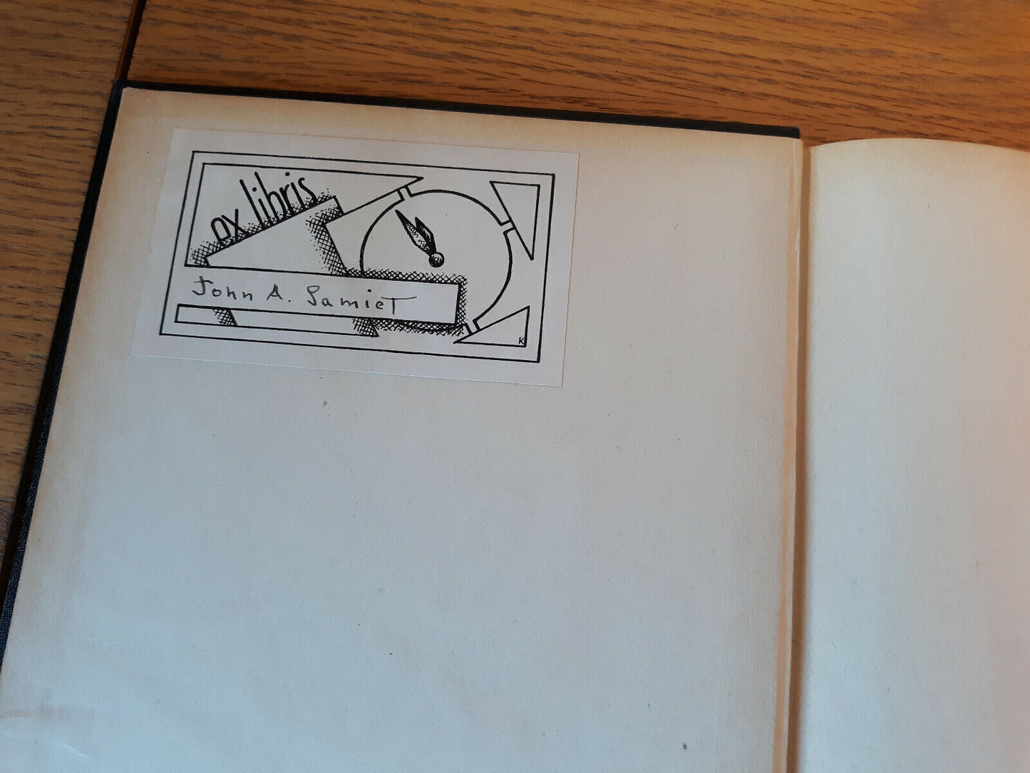 1945 Newtonian, Newton High School, Newtonville, Massachusetts Yearbook