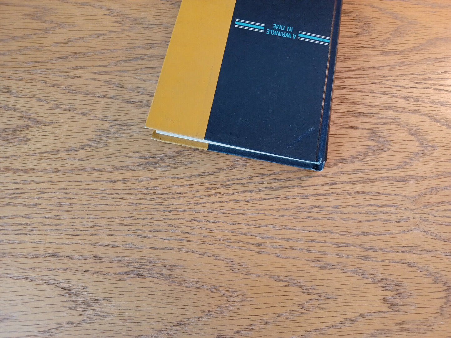 A Wrinkle In Time Madeleine L'engle 1963 Newbery Award Hardcover Farrar Straus A