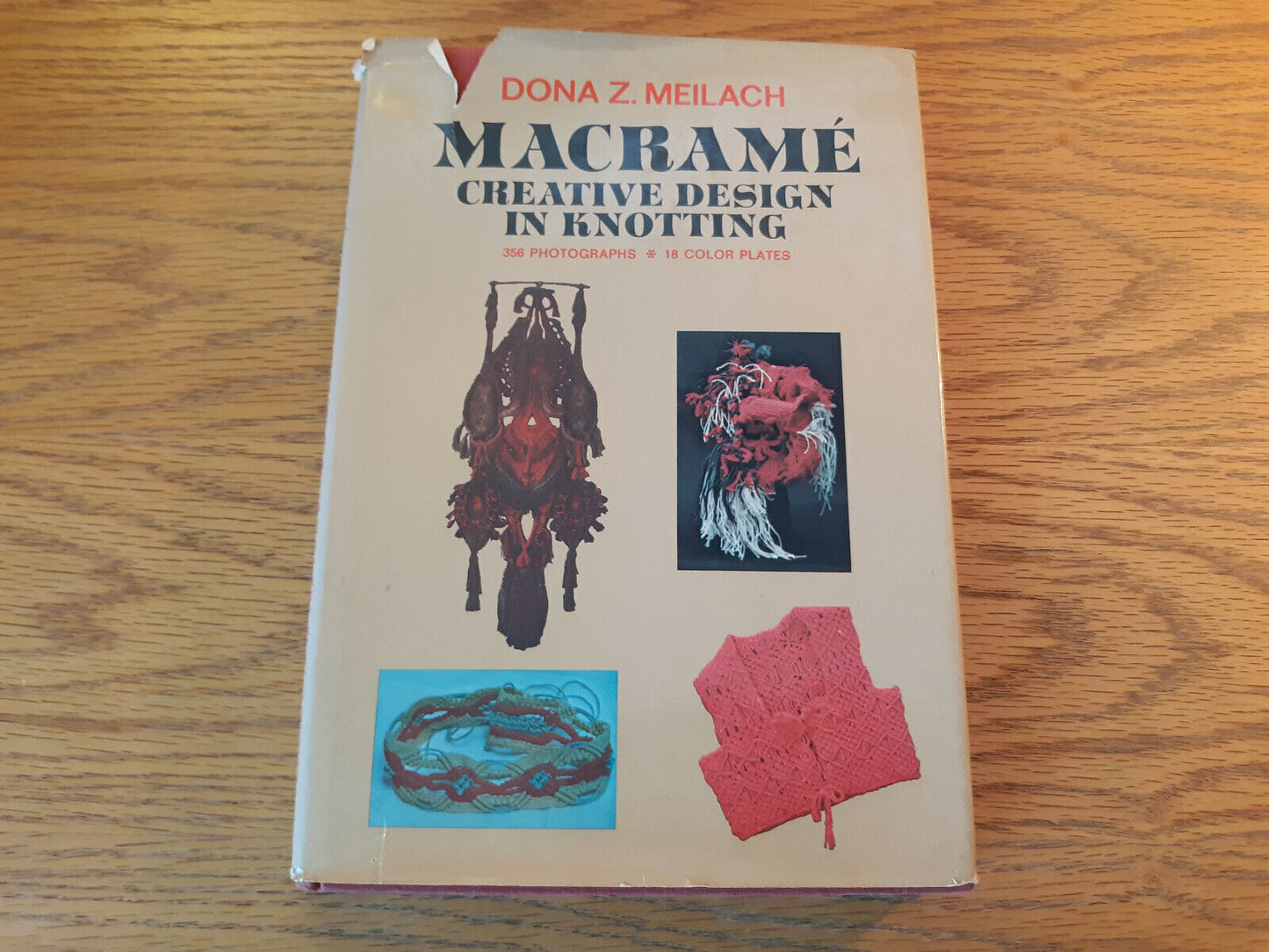 Macrame Creative Design In Knotting Dona Z Meilach 1971 Hardcover Dust Jacket Cr