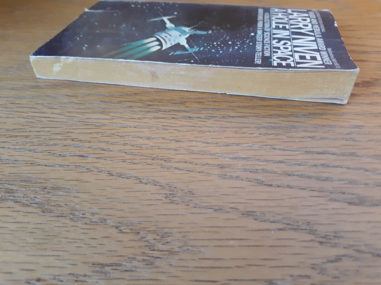 A Hole In Space Larry Niven 1974 Ballantine Books Paperback