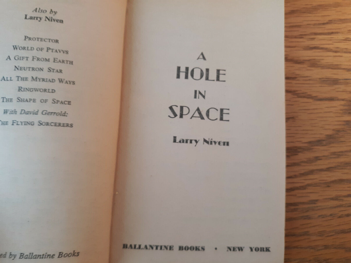 A Hole In Space Larry Niven 1974 Ballantine Books Paperback