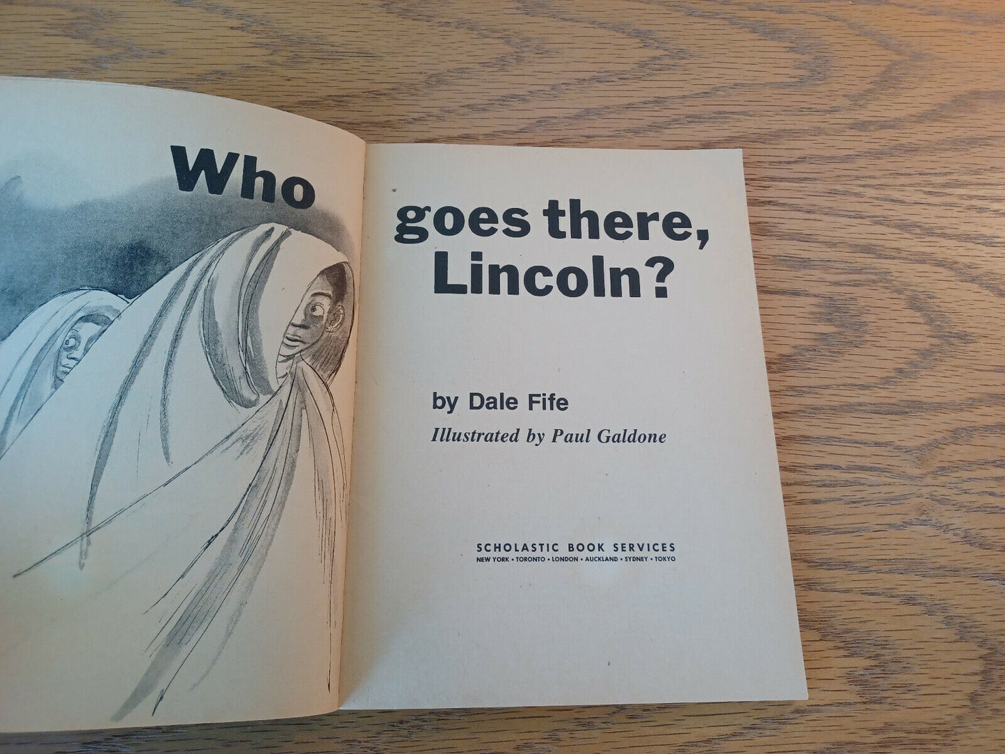 Who Goes There, Lincoln? Dale Fife 1975 Paperback Scholastic