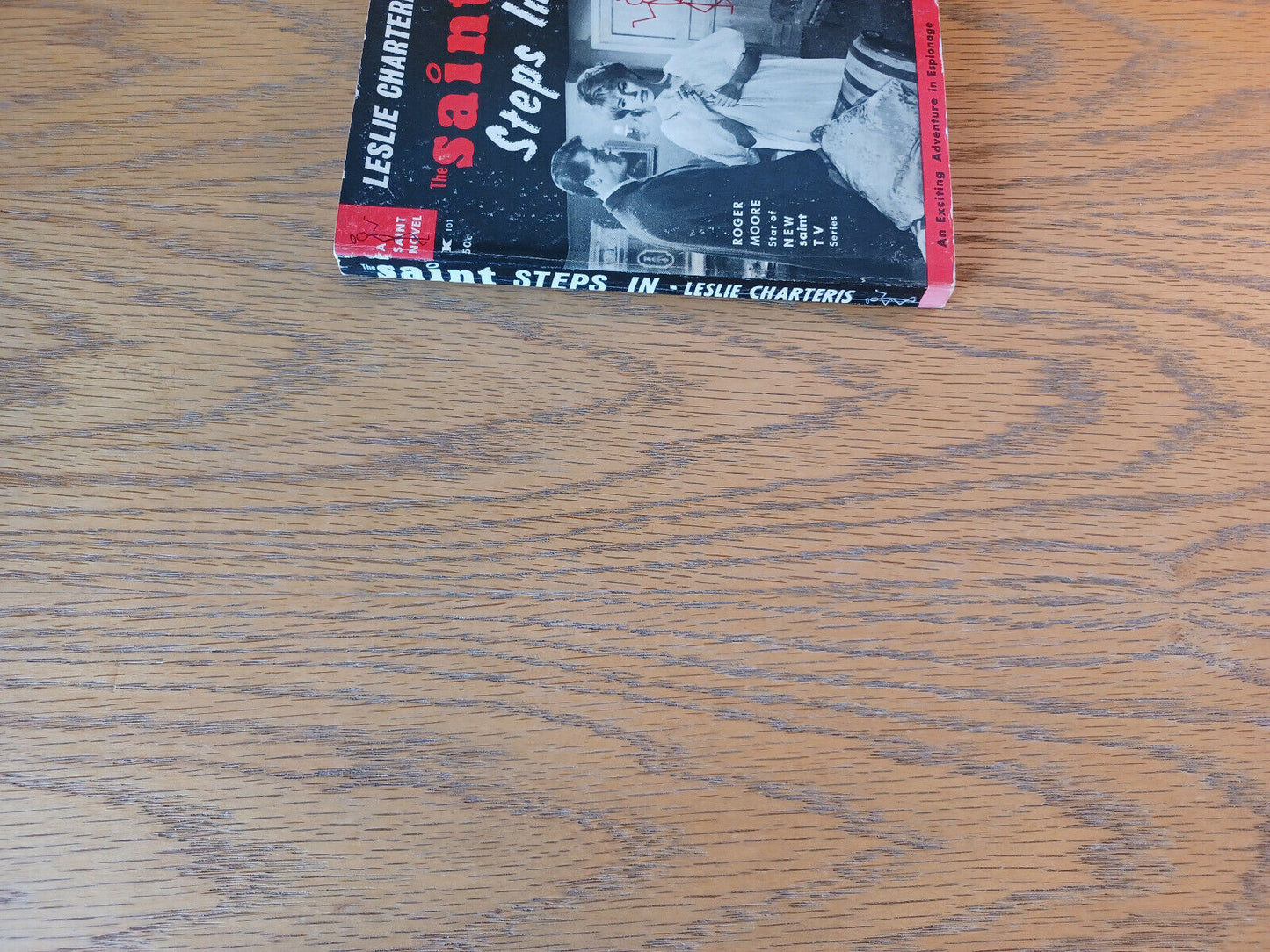 The Saint Steps In Leslie Charteris 1943 Fiction Publishing Company Paperback