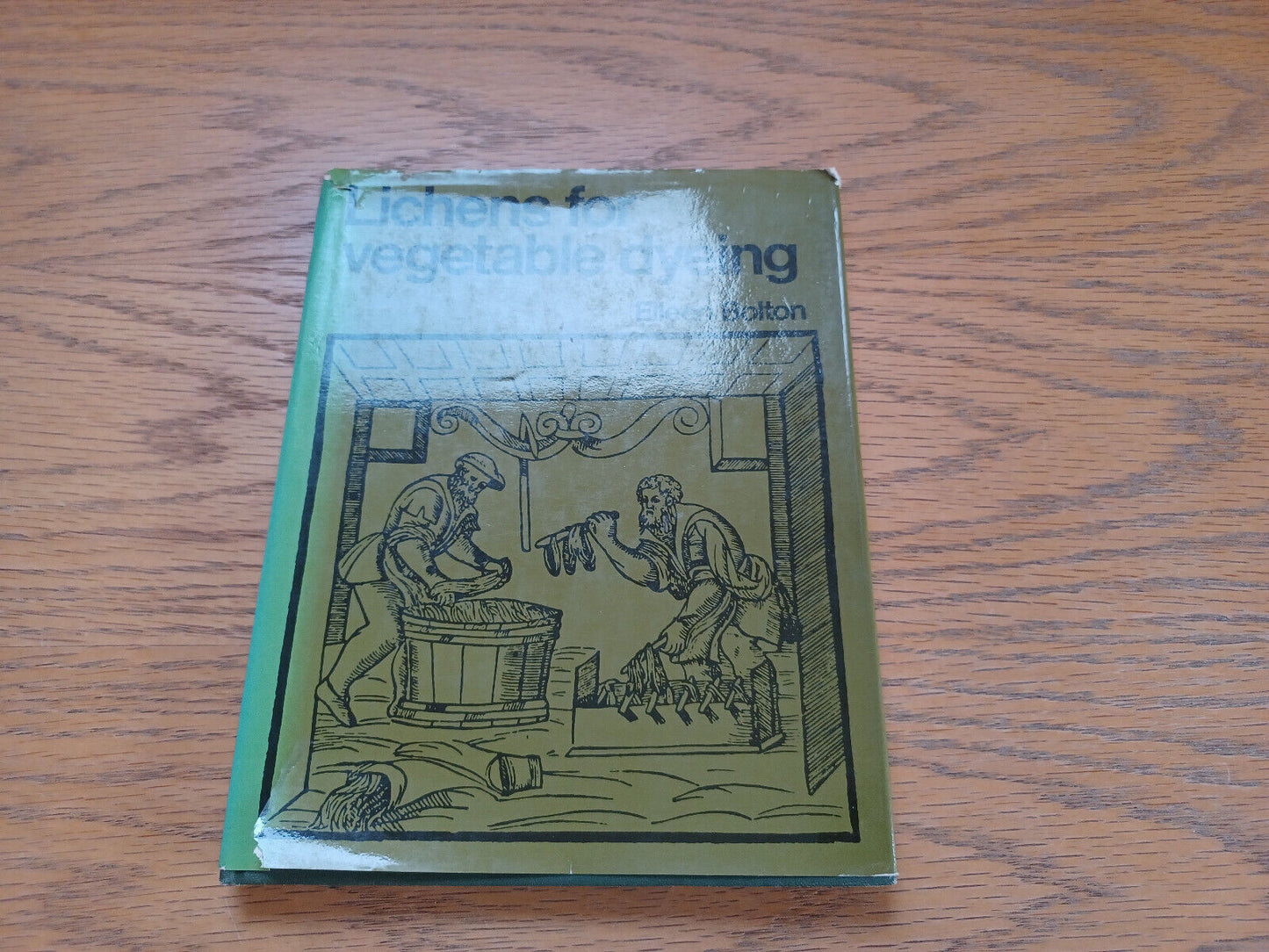 Lichens for Vegetable Dyeing Eileen M Bolton 1972 Hardcover Dust Jacket Studio V