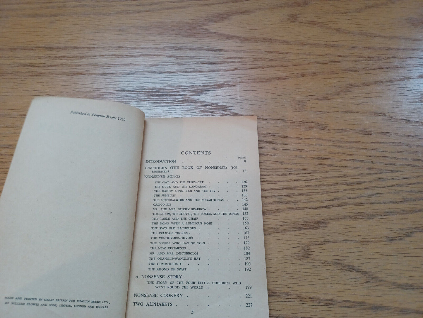 A Book of Lear R L Megroz 1939 Paperback Penguin Books