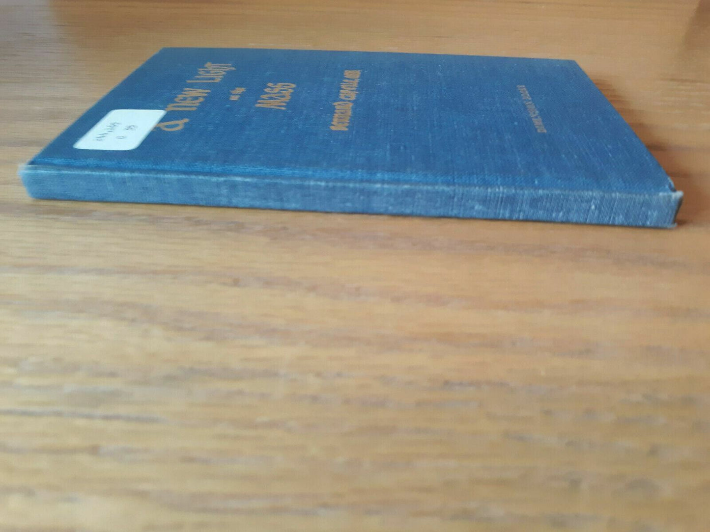 A new light on the Mass Hardcover 1961 by Bernard Capelle (Author)